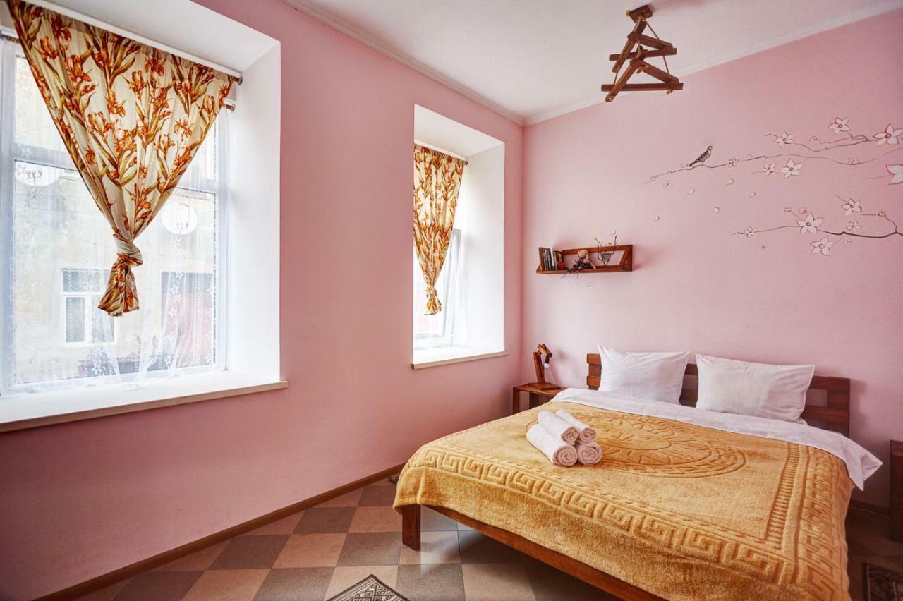Sweet Home Kam'janec'-Podil's'kyj Esterno foto